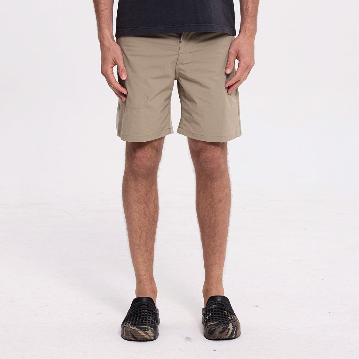 GONE // TRUNK SHORT